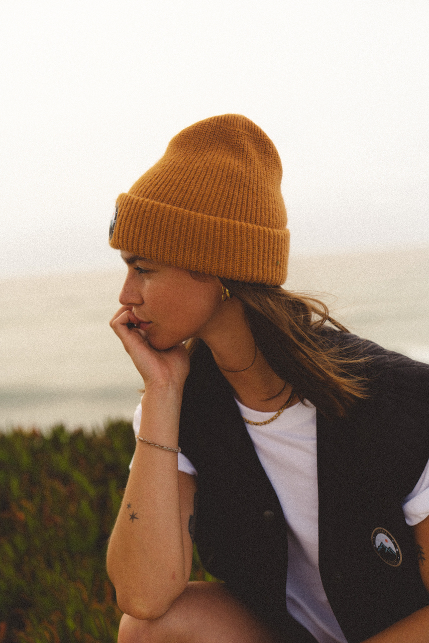 SHERPA FLUFFY beanie MUSTARD