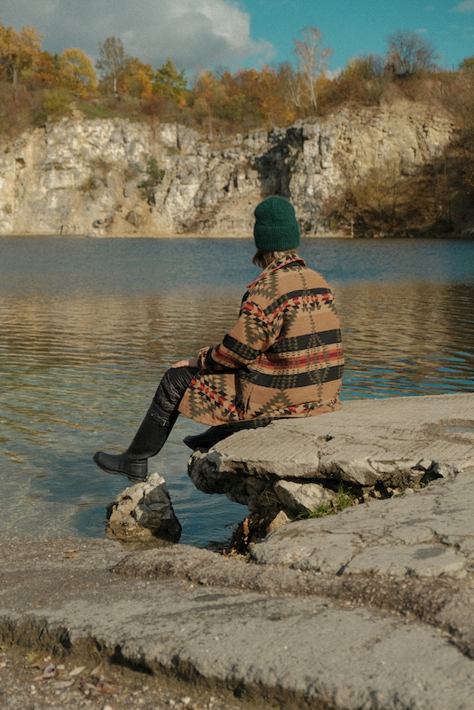 FLUFFY beanie BOTTLE GREEN